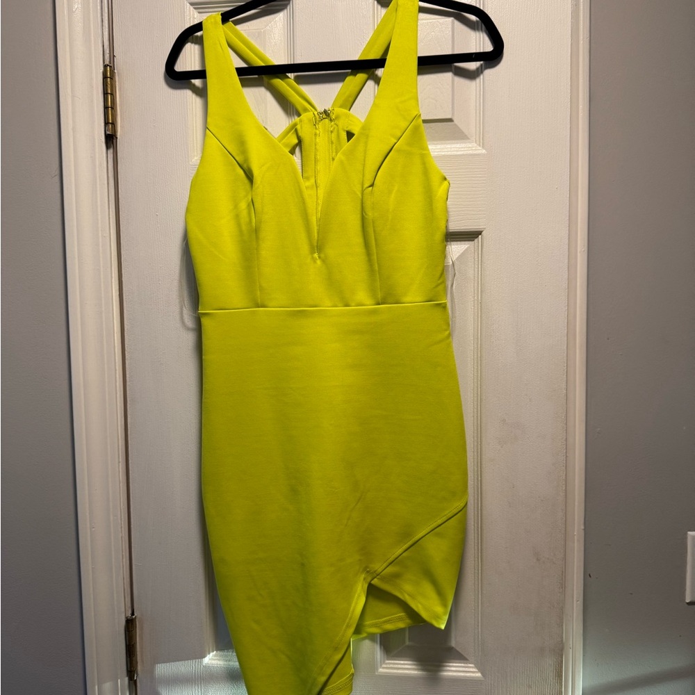 Fashion Nova - Vibrant Lime cocktail dress